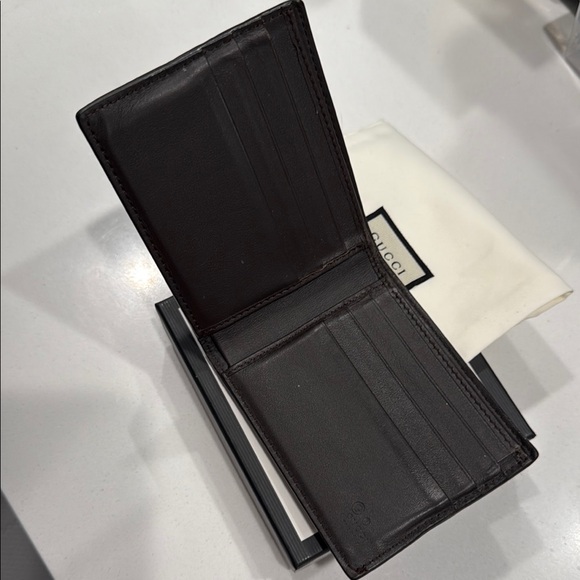 Gucci Black Key & Card Holder Luxurious Leather Accessory - Picture 2 of 4